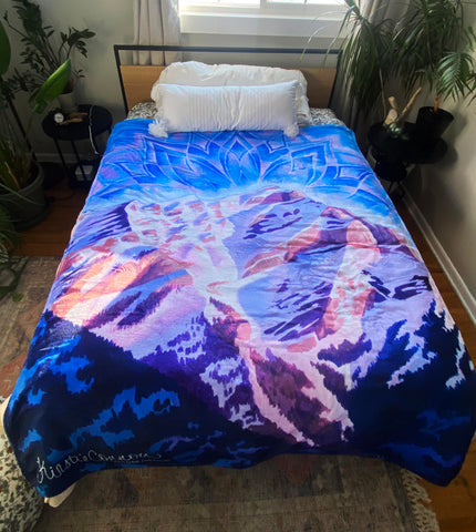 "Cascade Mountain" Blanket